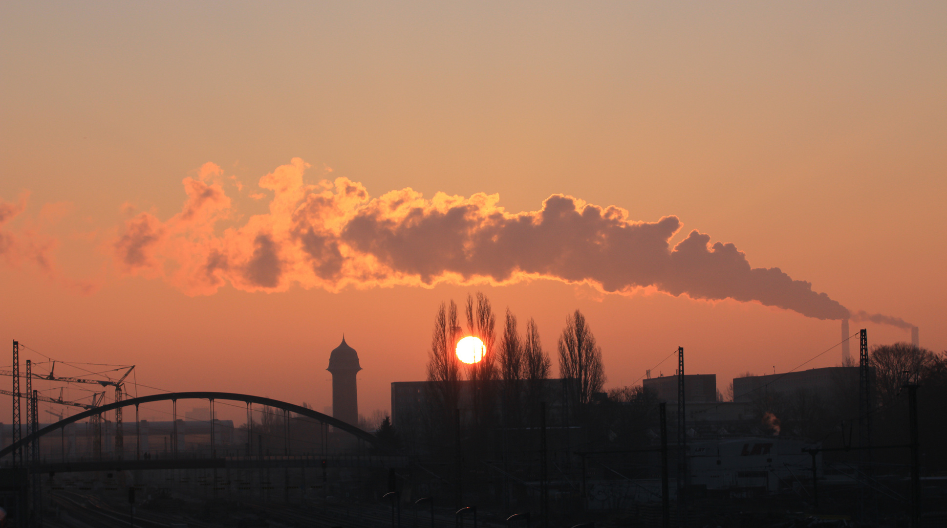 Morgens - Der Himmel über Berlin