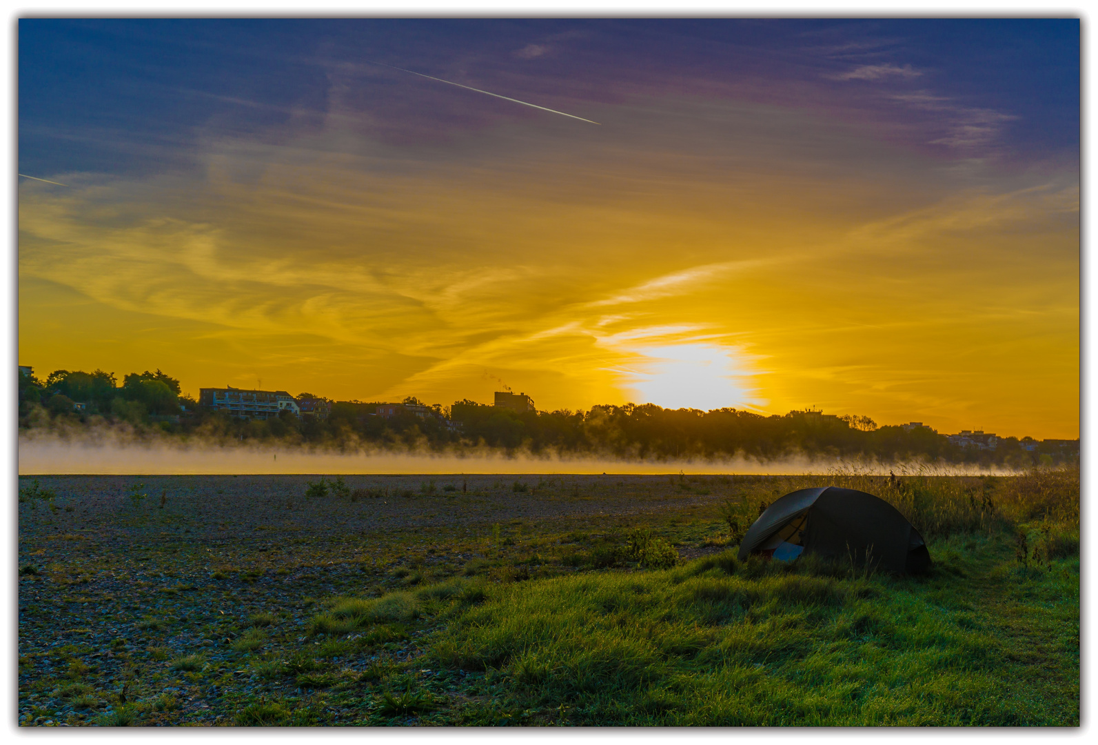 Morgens früh am Rhein bei Rodenkirchen