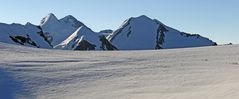 Morgens früh halb 8 Uhr auf dem Breithornplateau in 3800m Höhe...