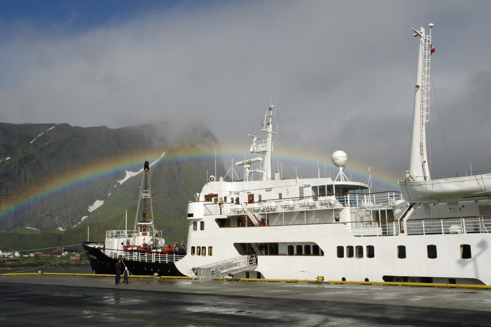 morgens früh in Reine (Lofoten)