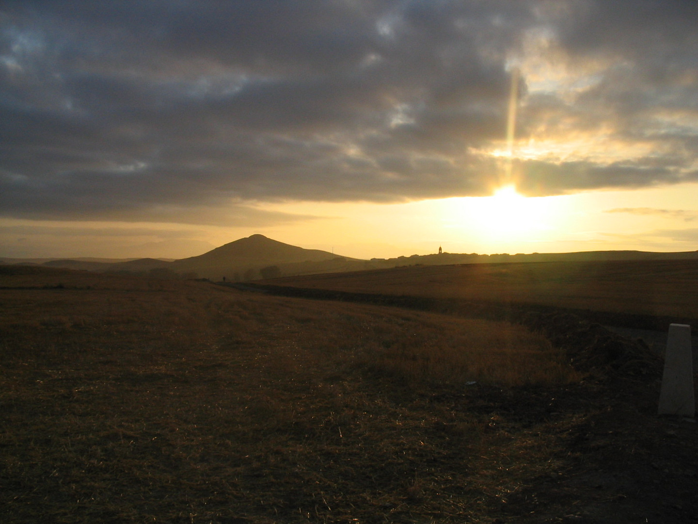 Morgens halb 8 am Camino de Santiago