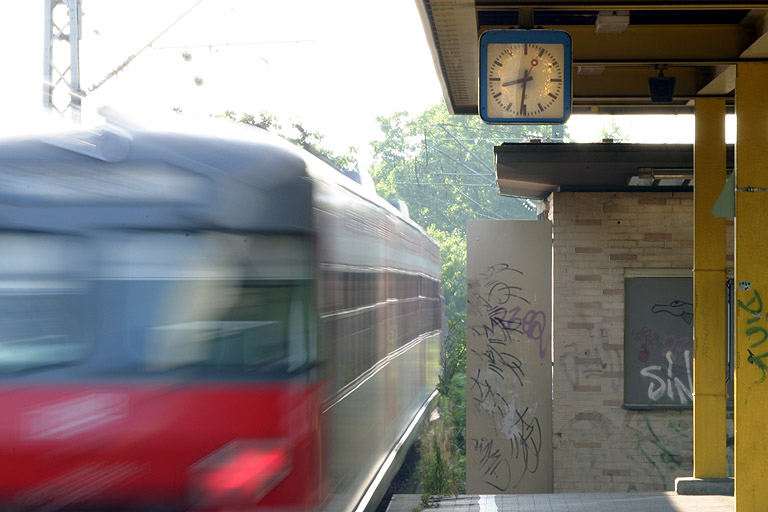 Morgens halb 9 in Deutschland