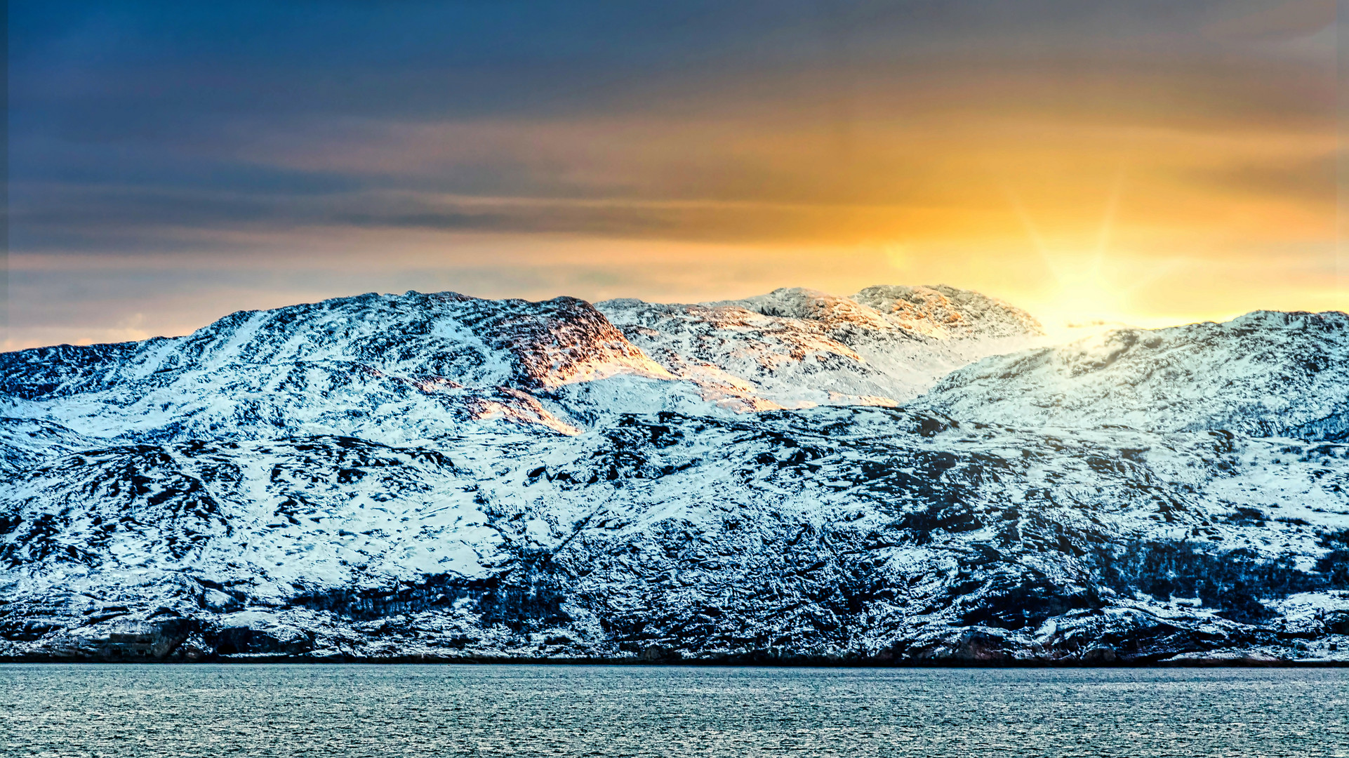 Morgens im Fjord