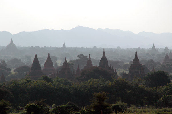 Morgens in Bagan