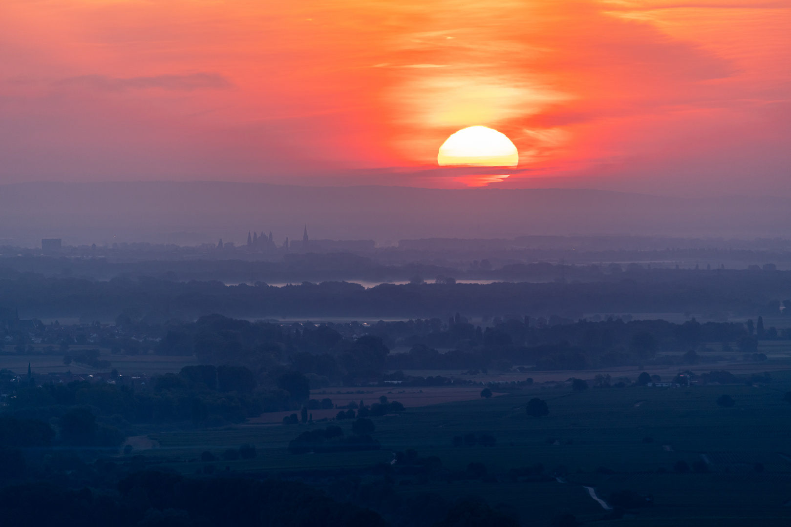 Morgens über der Rheinebene