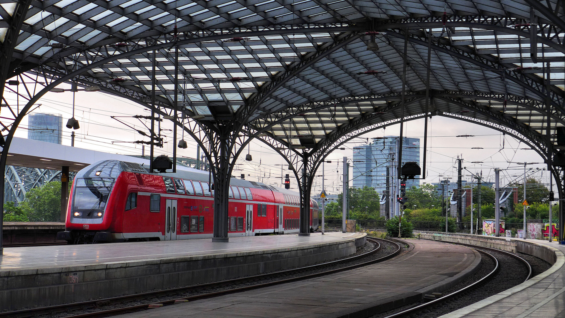 Morgens um 6:15 Uhr im Kölner Hbf.