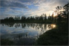 Morgens um fünf an einem See in Mittelschweden