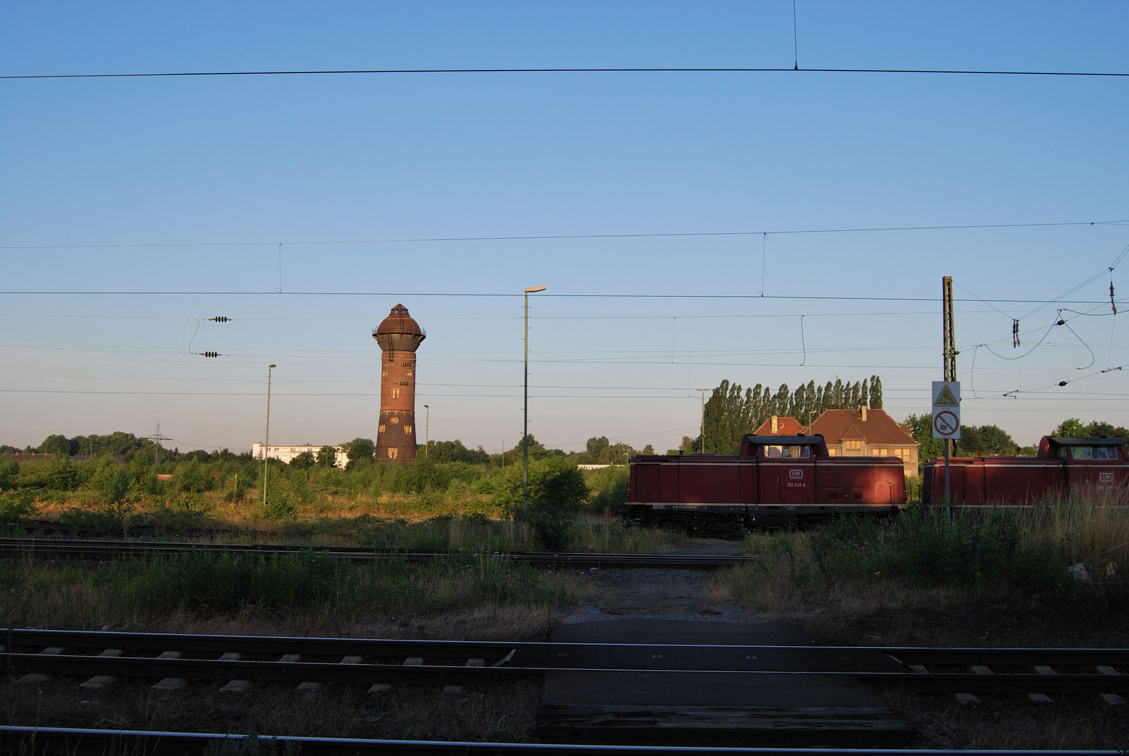 Morgens um halb sieben in Duisburg - Wedau....