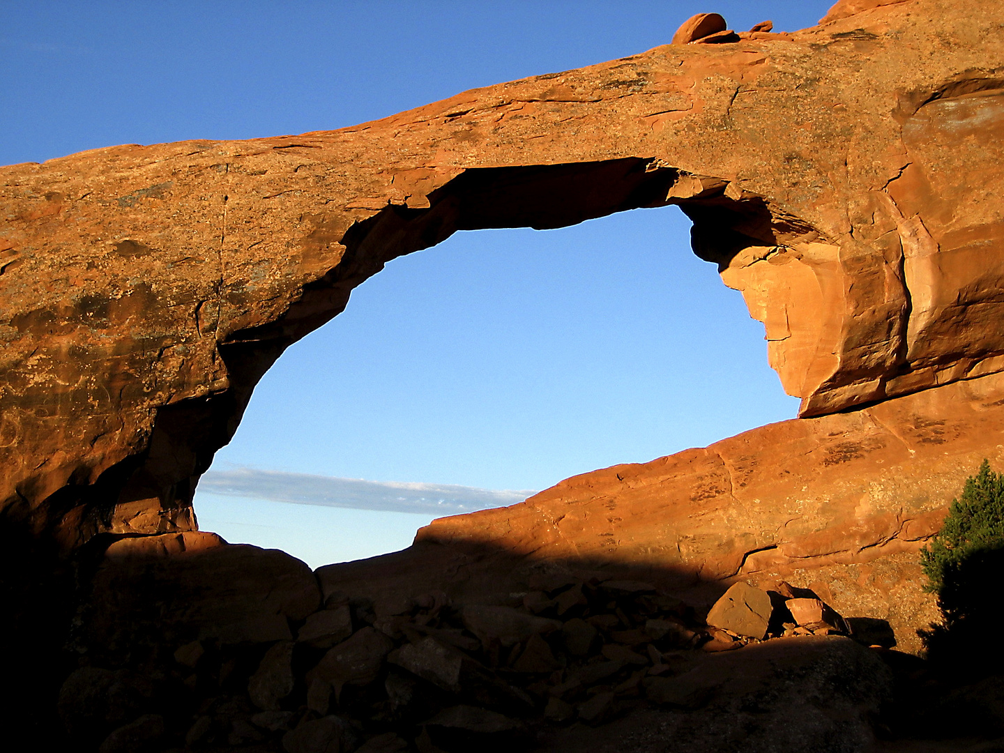 Morgens um sechs am Skyline Arch