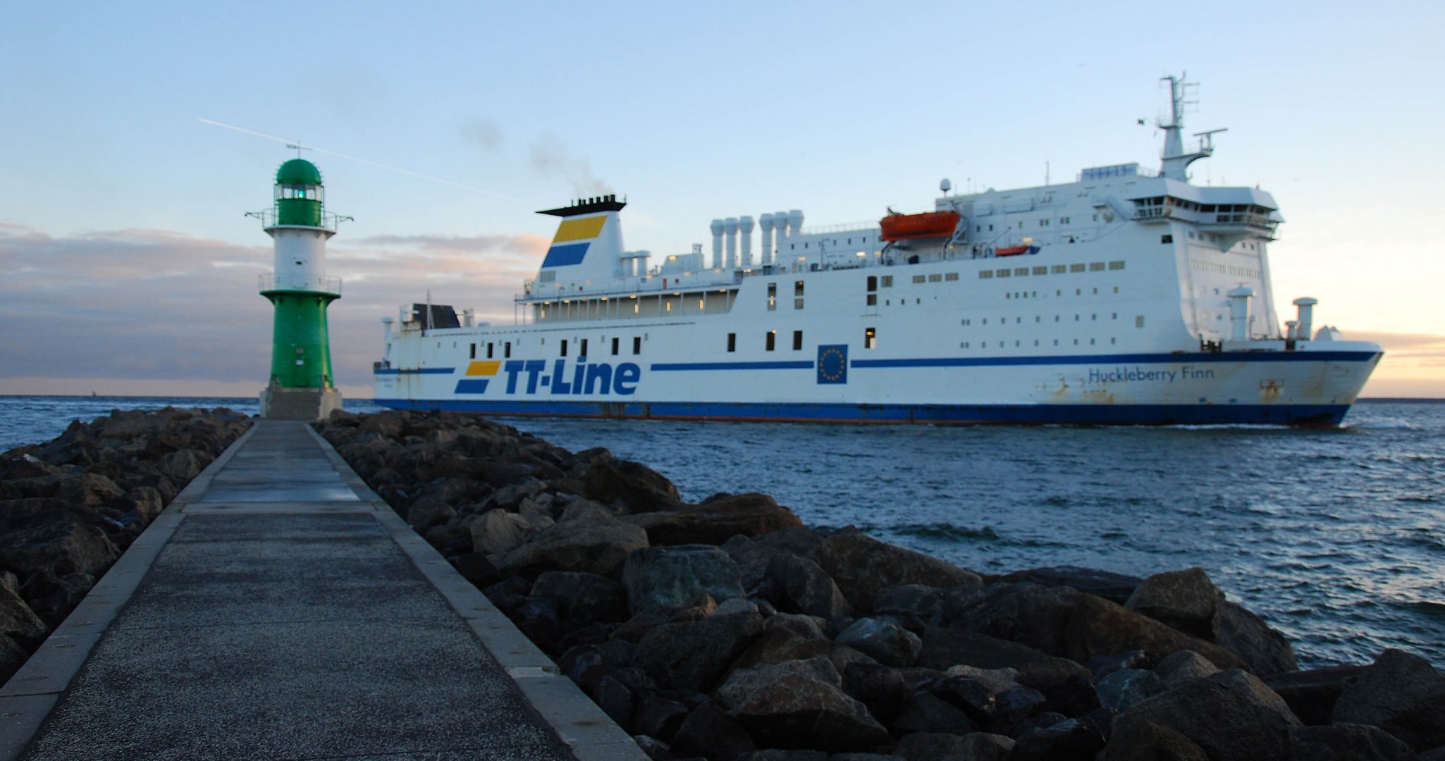 morgens um sechs in Warnemünde