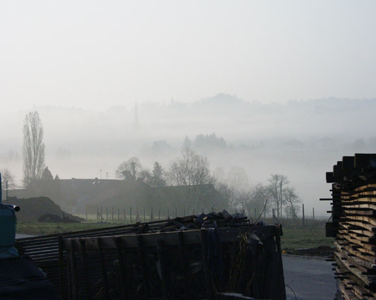 Morgens wen der nebel Schwäbt