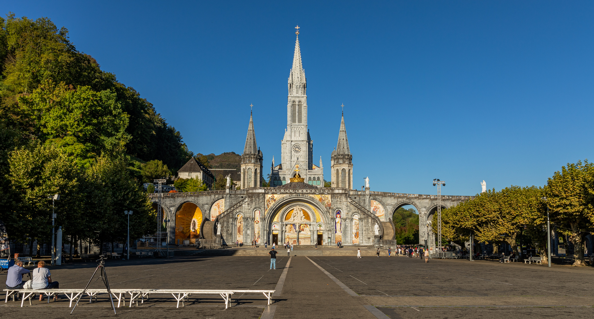 Morgensonne auf der Rosenkranz-Basilika   