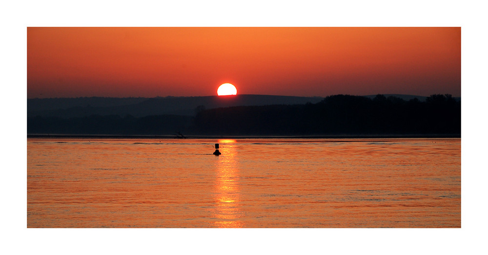 Morgensonne über der Donau