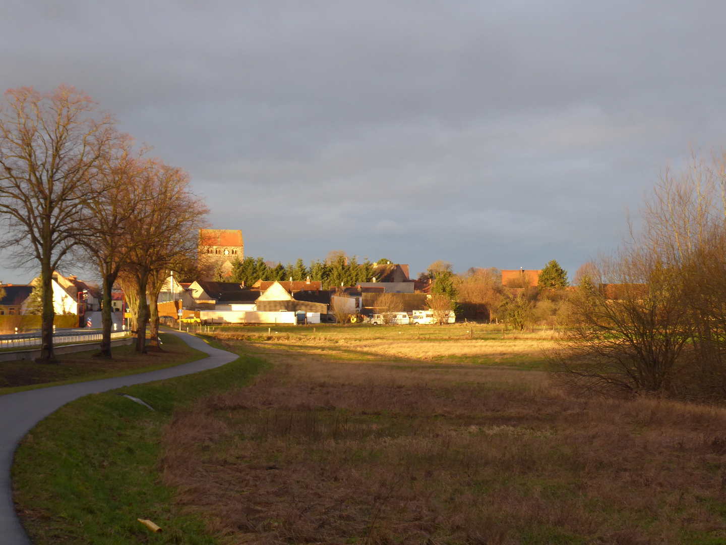 Morgensonne über Reetz