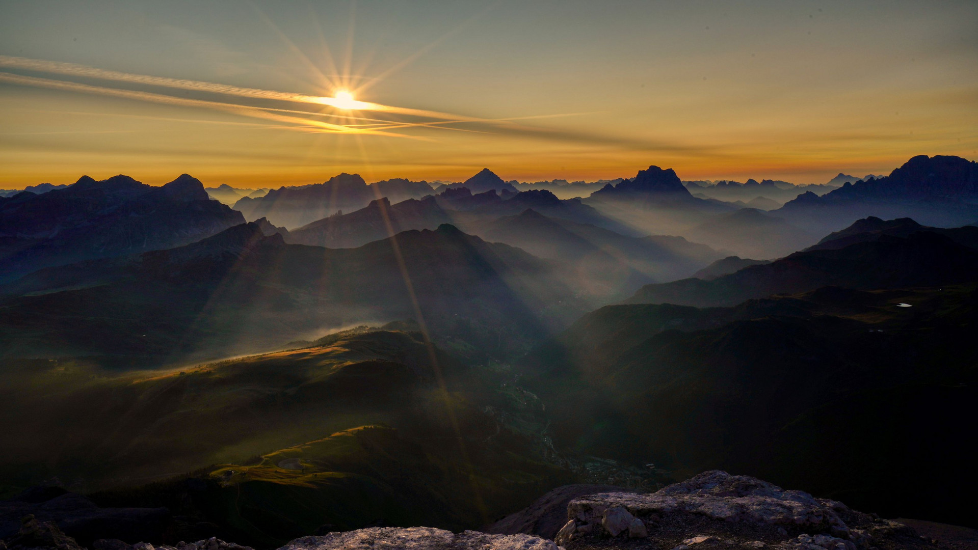 Morgensonne vom Piz Boe/Sella