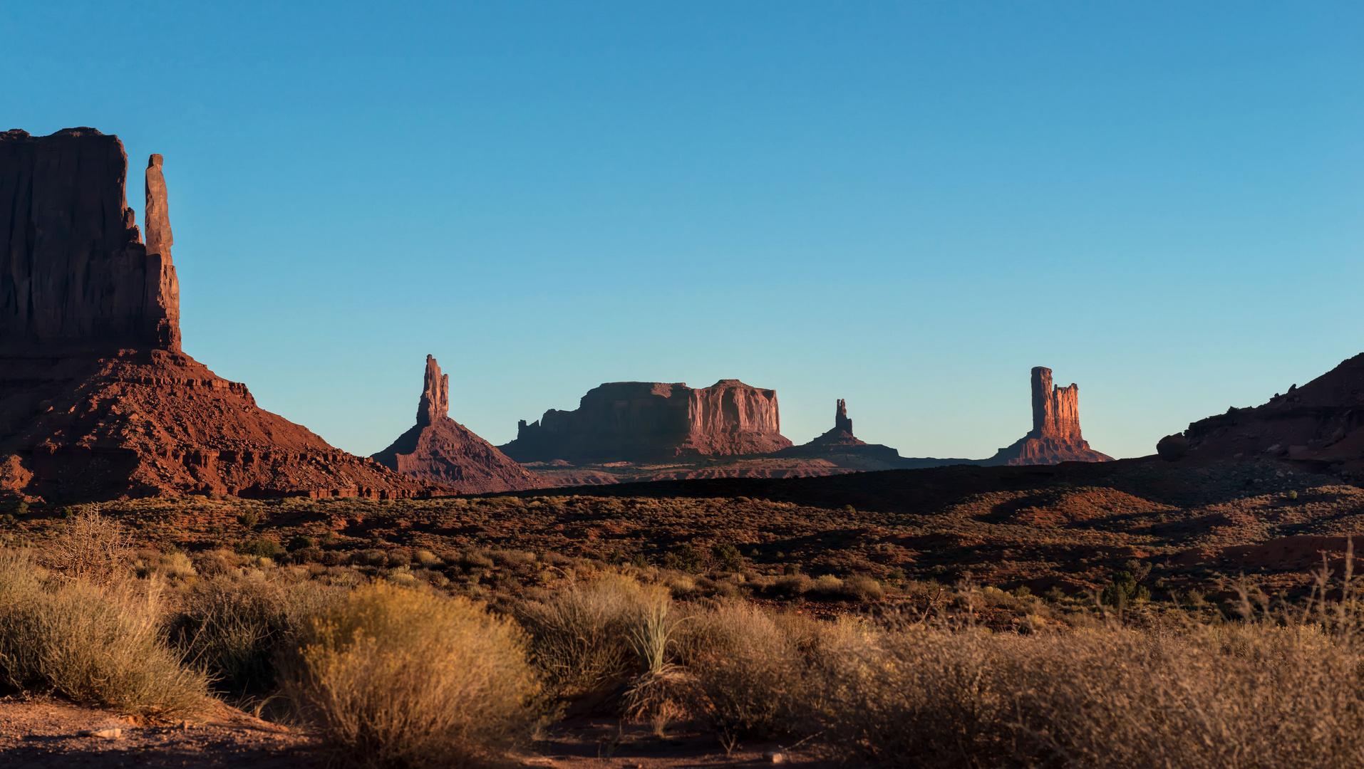 Morgenspaziergang im Monument Valley