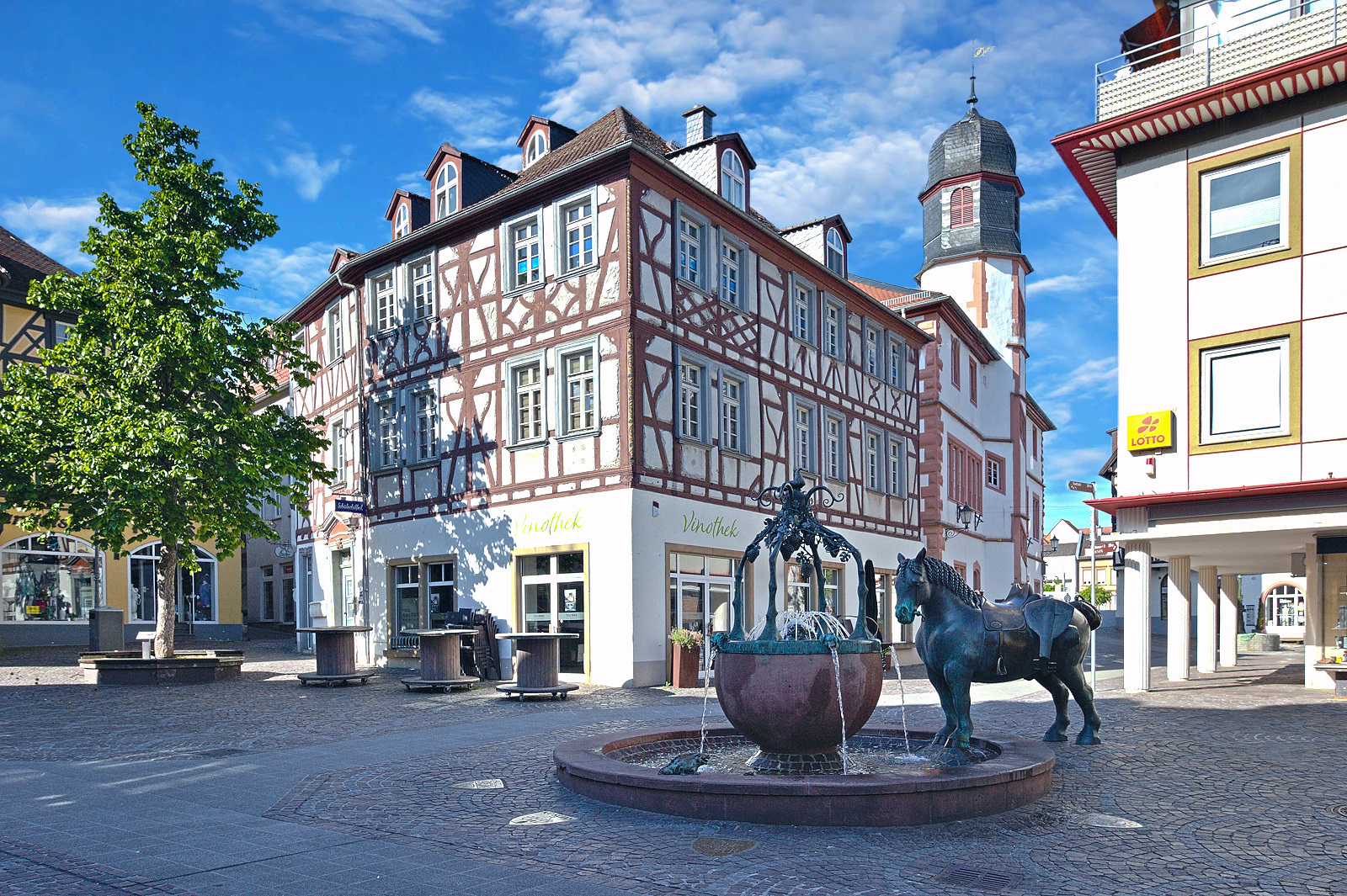 Morgenspaziergang im Wonnemonat Mai in Alzey