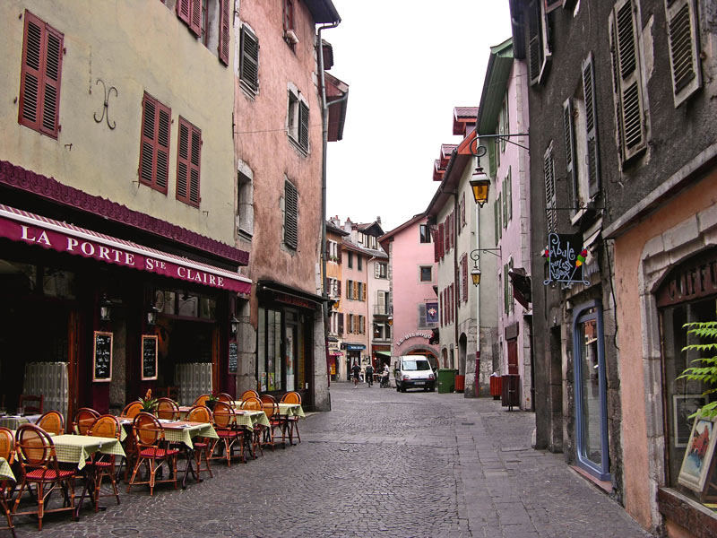 Morgenstille in Annecy