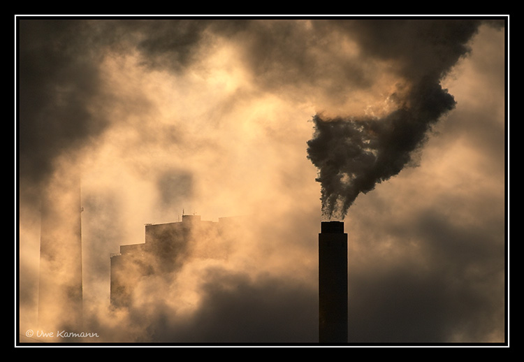 Morgenstimmung am Braunkohlekraftwerk Weisweiler (01472)