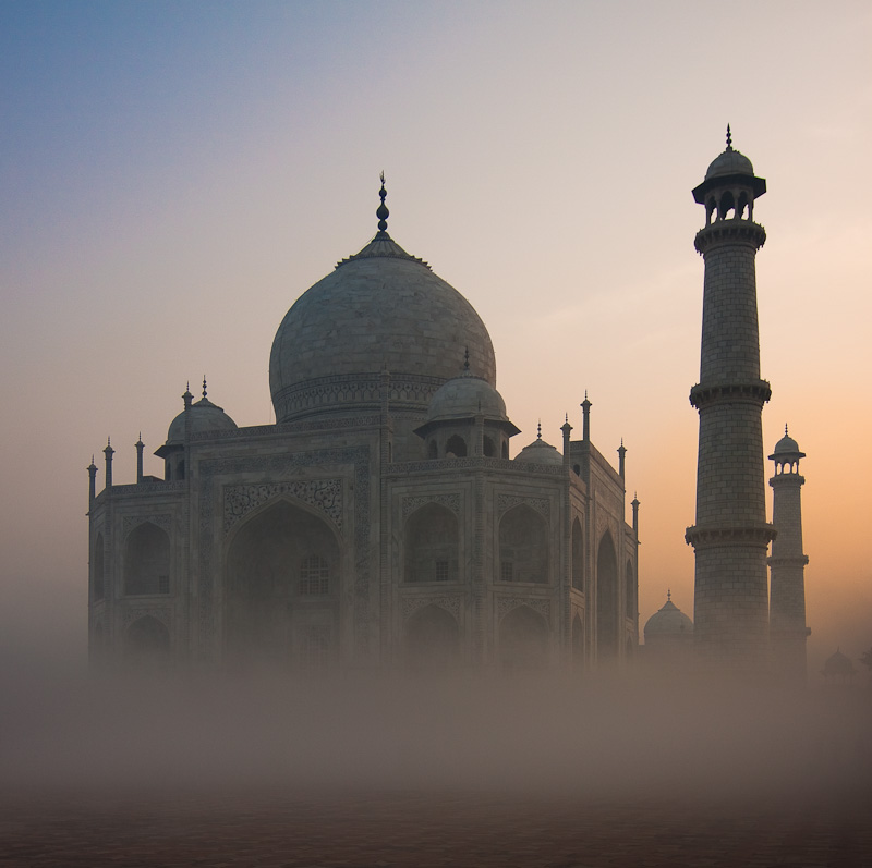 Morgenstimmung am Taj Mahal