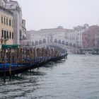 Morgenstimmung an der Rialtobrücke