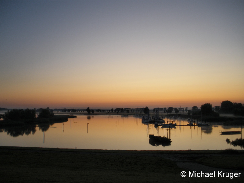 Morgenstimmung an der Stör bei Glückstadt