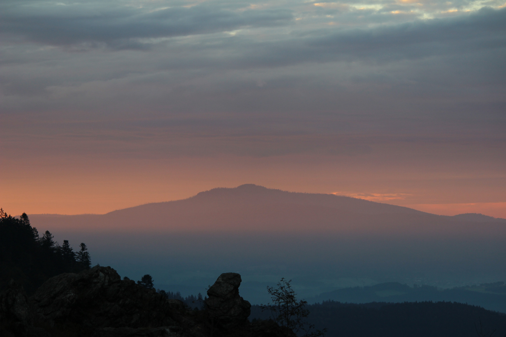 Morgenstimmung auf dem Gipfel - nur für einen Augenblick