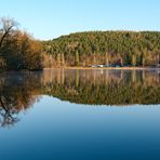 Morgenstimmung bei 2 Grad Minus am Gelterwoog, im Hintergrund erkennt man das...