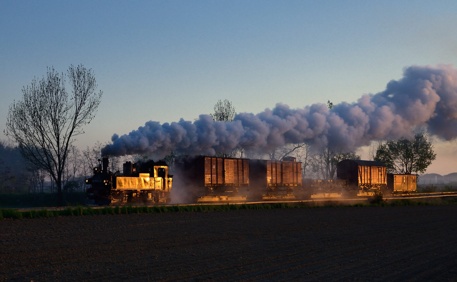 bei Schweta Foto & Bild dampflokomotiven