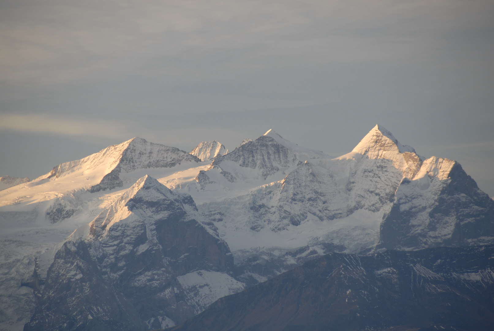 Morgenstimmung Berner Alpen