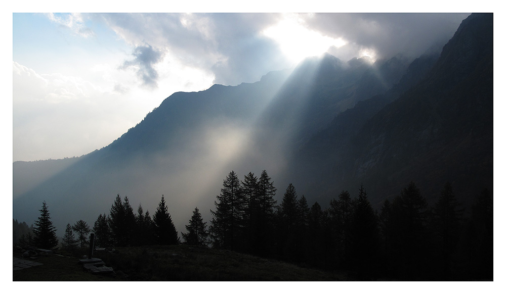 Morgenstimmung im Gebirge