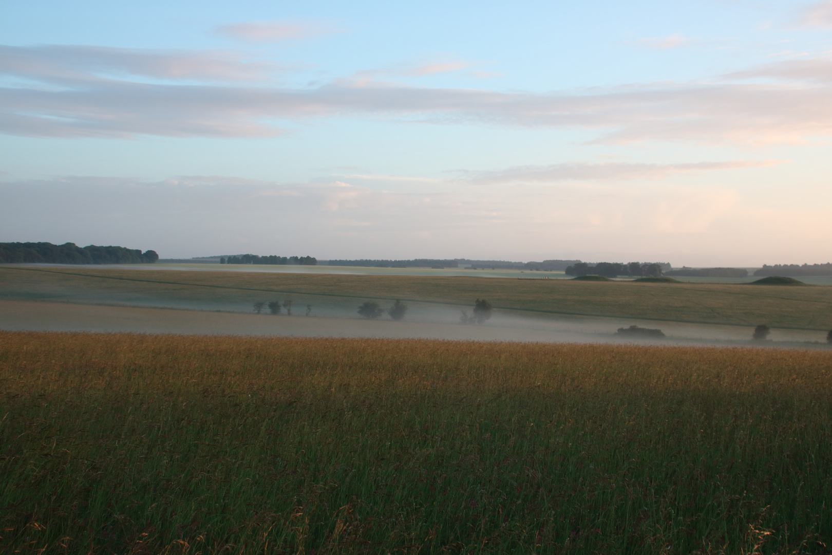 Morgenstimmung in der Nähe von Stonehenge.