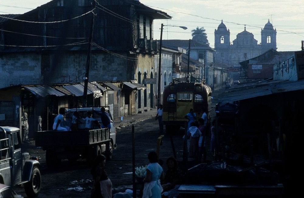 Morgenstimmung in Leon 1986