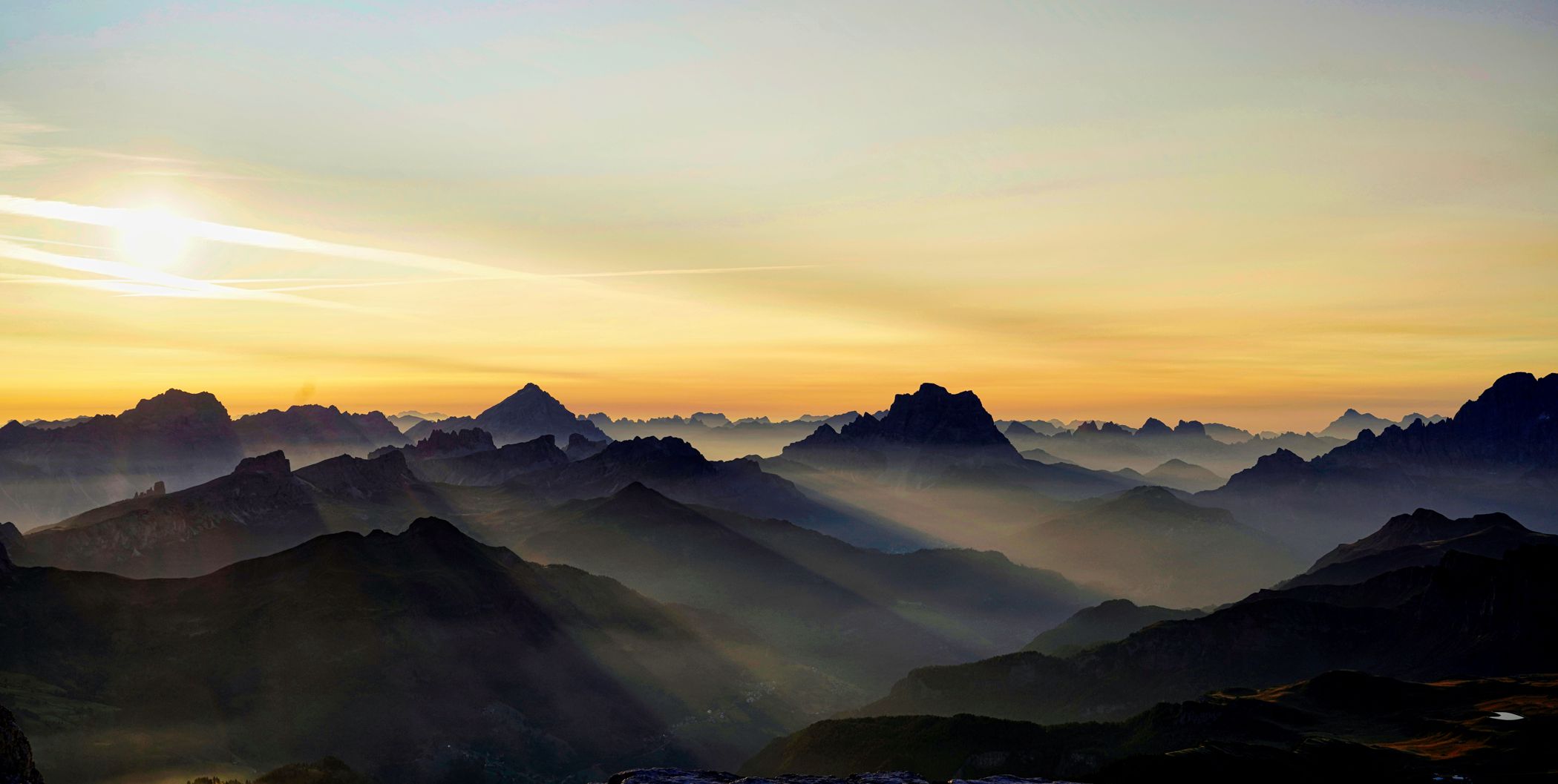 Morgenstimmung über den Dolomiten