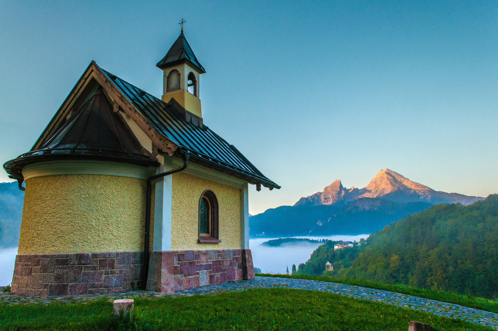 Morgenstund an der Kapelle am Lockstein