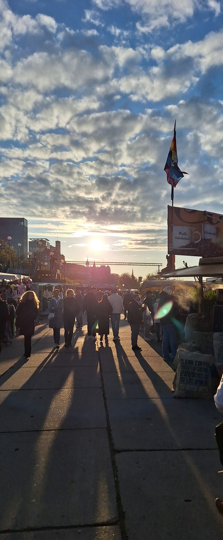 Morgenstund Hamburger Fischmarkt