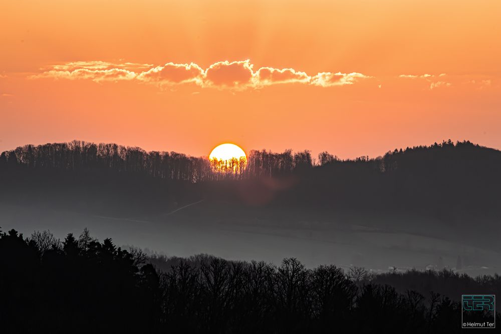 Morgenstund' hat Gold . . . .