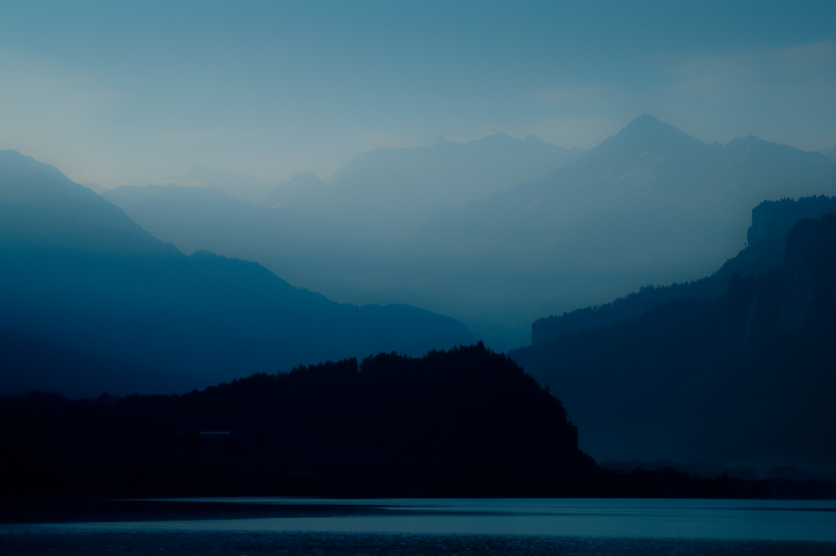 Morgenstunde am Brienzersee