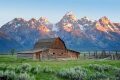 Mormon barn