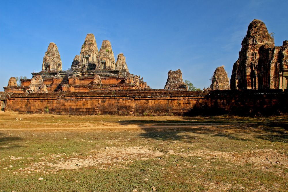 morning pre rup temple