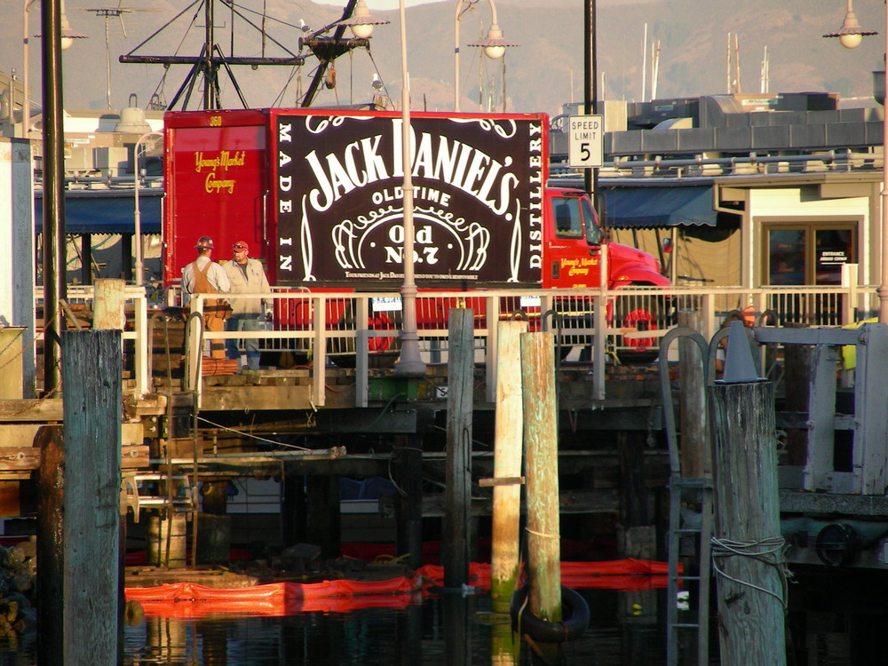 morning work at fisherman's wharf (san francisco 2007)