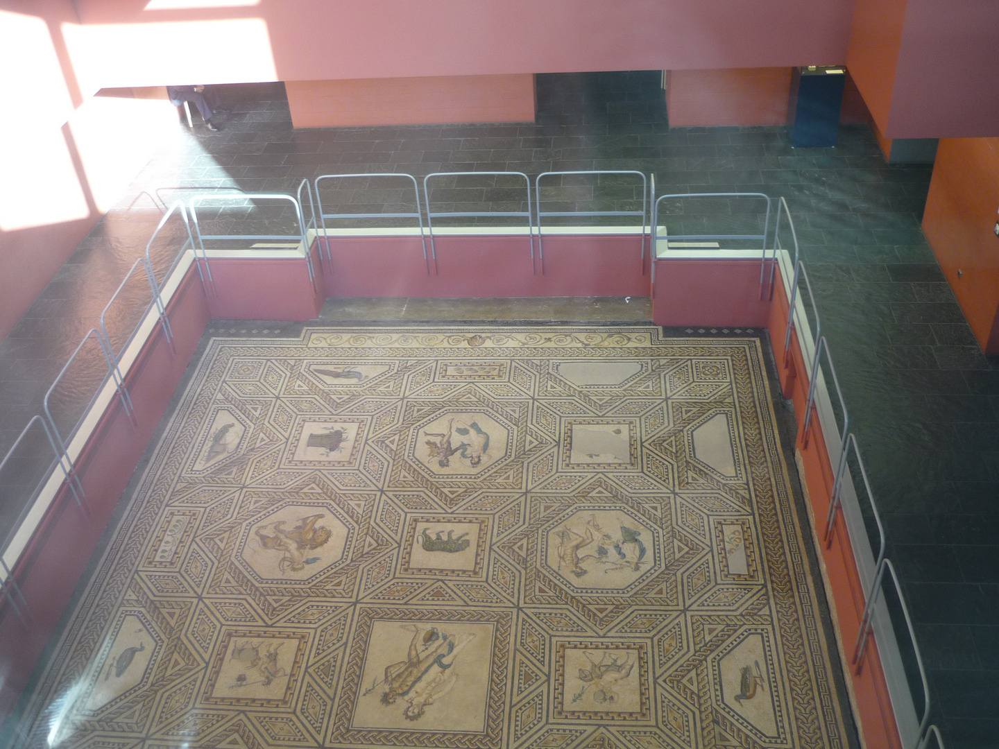 mosaico romano a Colonia