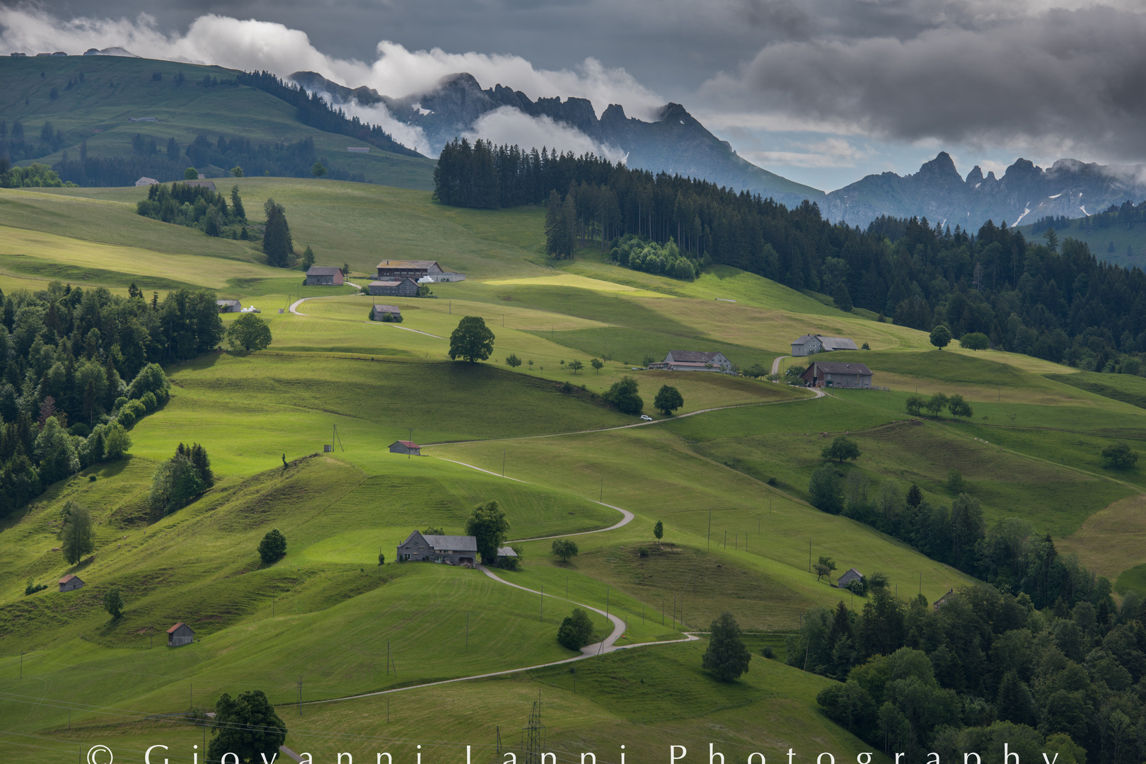 Mosaik aus Licht und Schatten