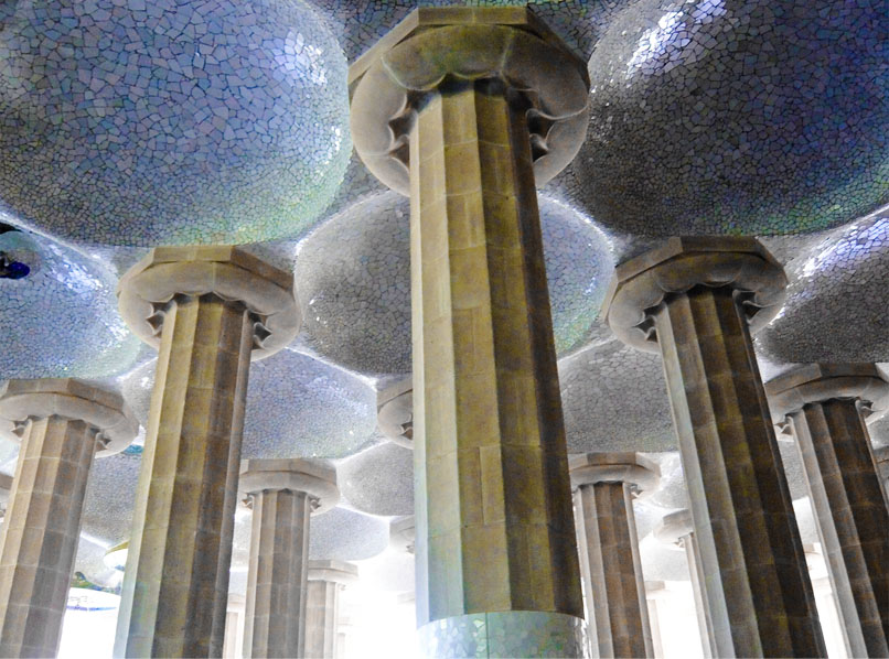 Mosaik-Himmel auf Säulen