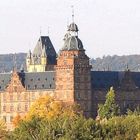 Mosaik vom Aschaffenburger Schloss im Grünen - wird bald neu und besser gemacht werden