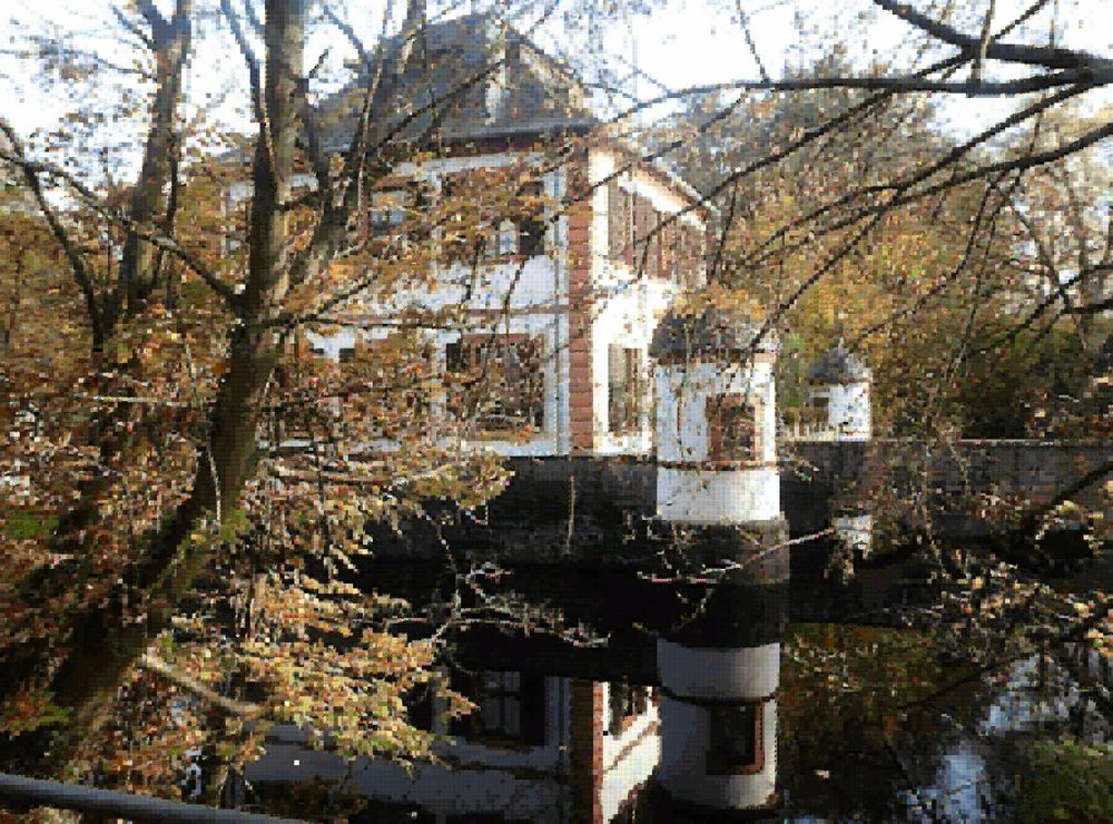 Mosaik Wasserburg Seligenstadt mit Herbstbäumen