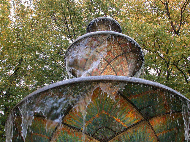 Mosaikbrunnen