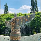 Mosaikbrunnen im Park