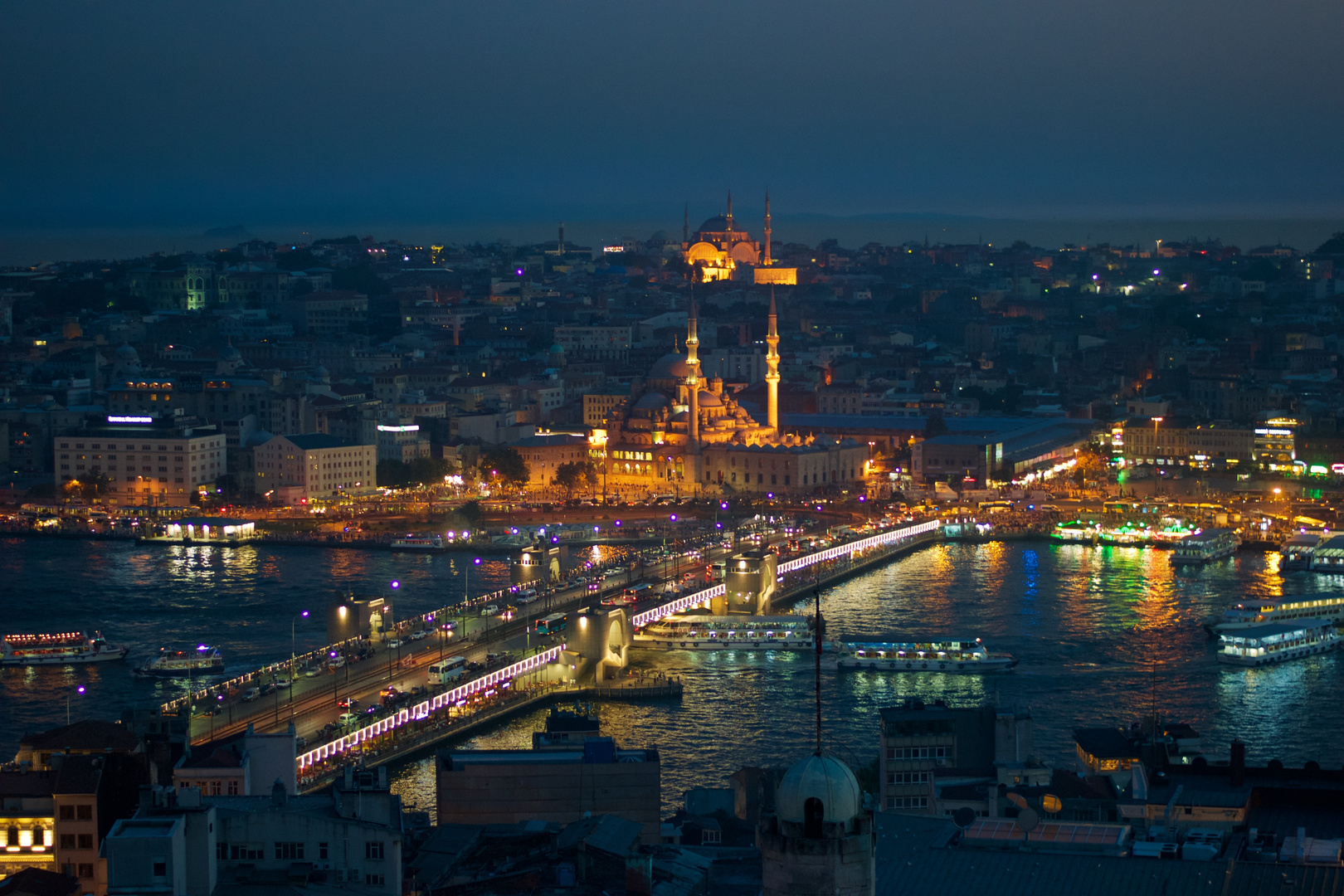 Moschee im Licht zur Goldenen Stunde