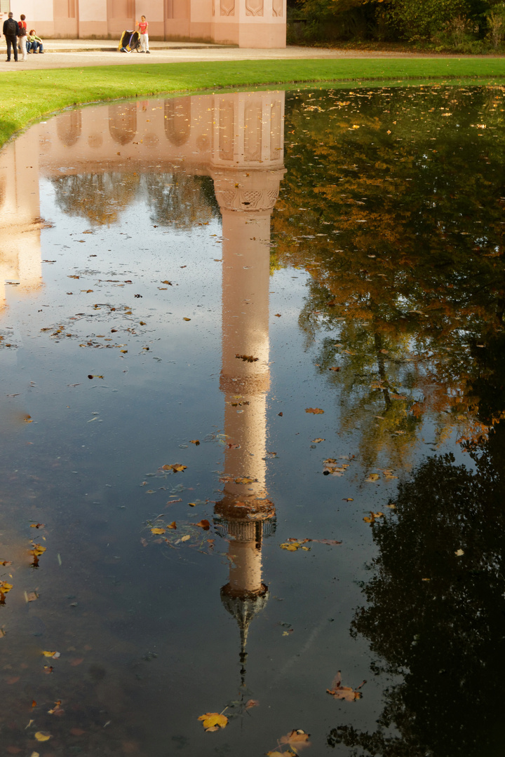 Moschee im Spiegel